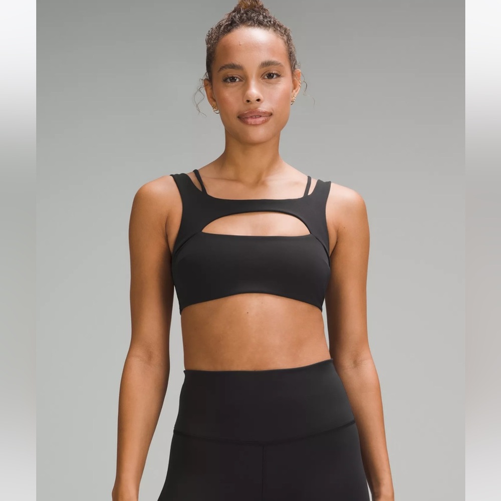 LULULEMON Black Cutout Cleavage Yoga Sports Bra